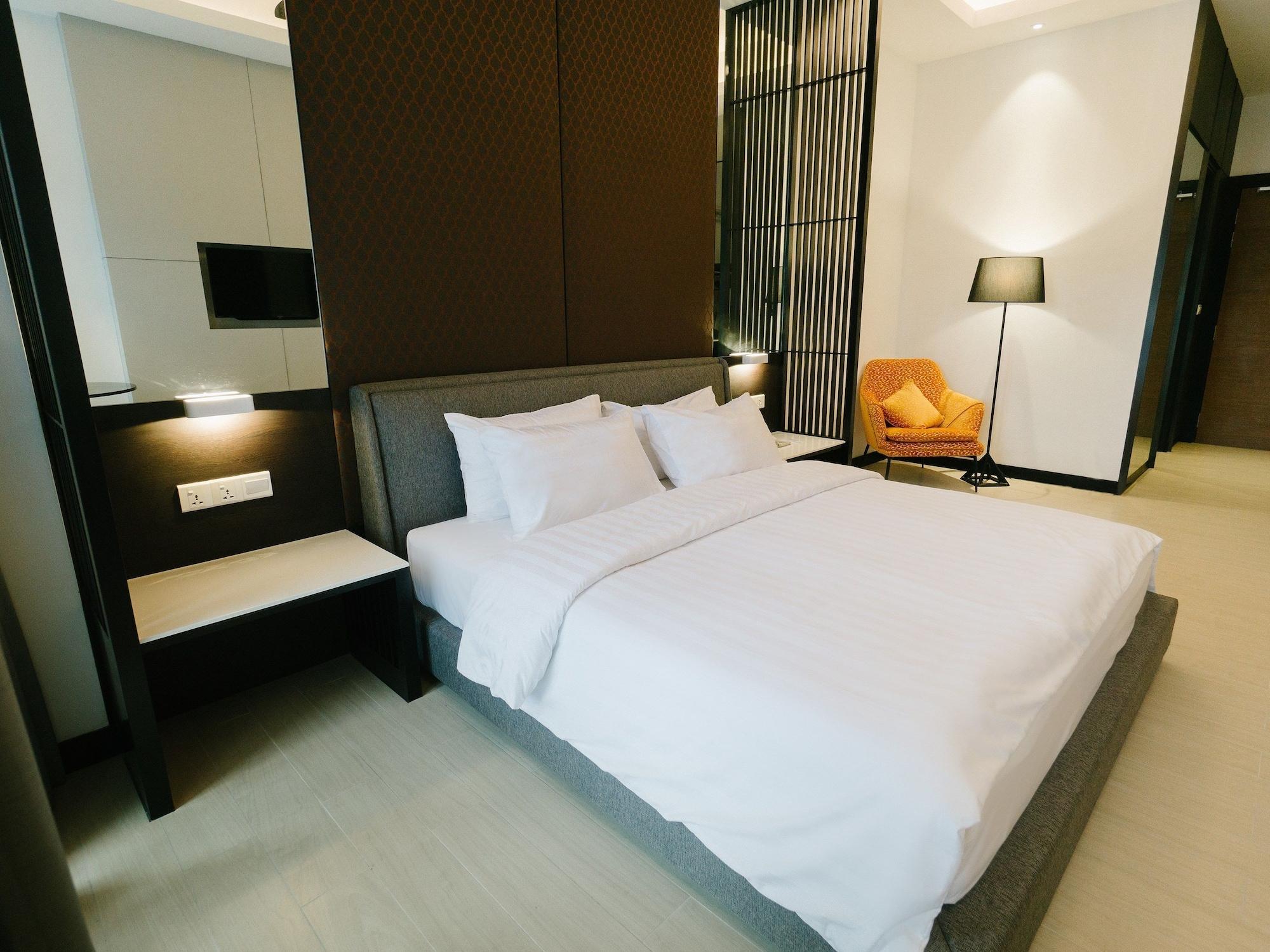 Avillion Hotel 4*