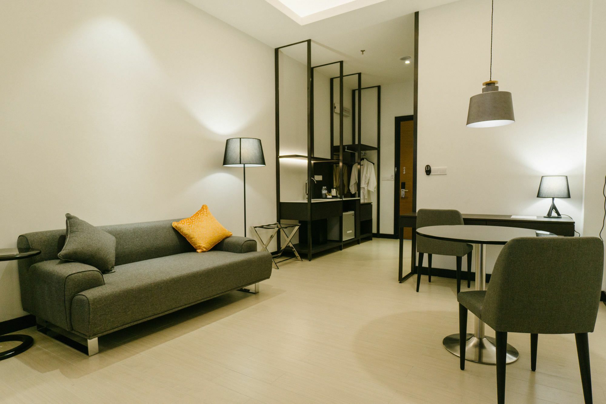 Avillion 4*
